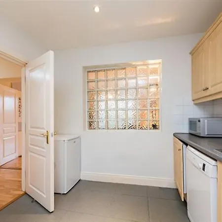 Blackrock Vacation Apartment
